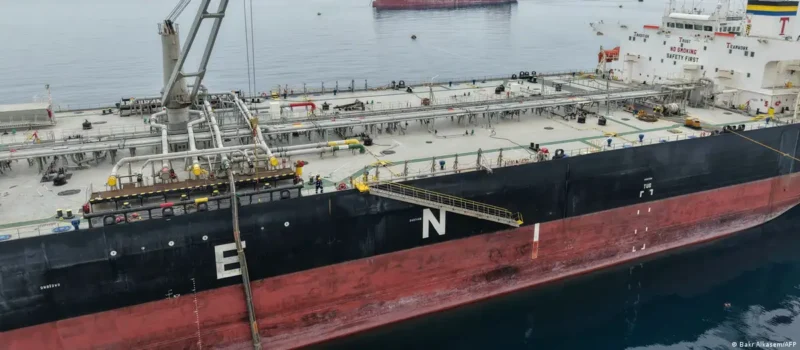 Washington anuncia nuevas sanciones contra petróleo iraní