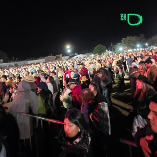 Tradición y música coronaron una multitudinaria celebración por los 105 años de Campo Quijano